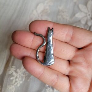 Anne Dick Sterling Silver Modernist Cat Brooch Vintage 1970s